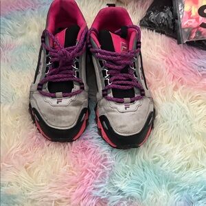 Stylish Women's Athletic Shoes in Pink and Gray